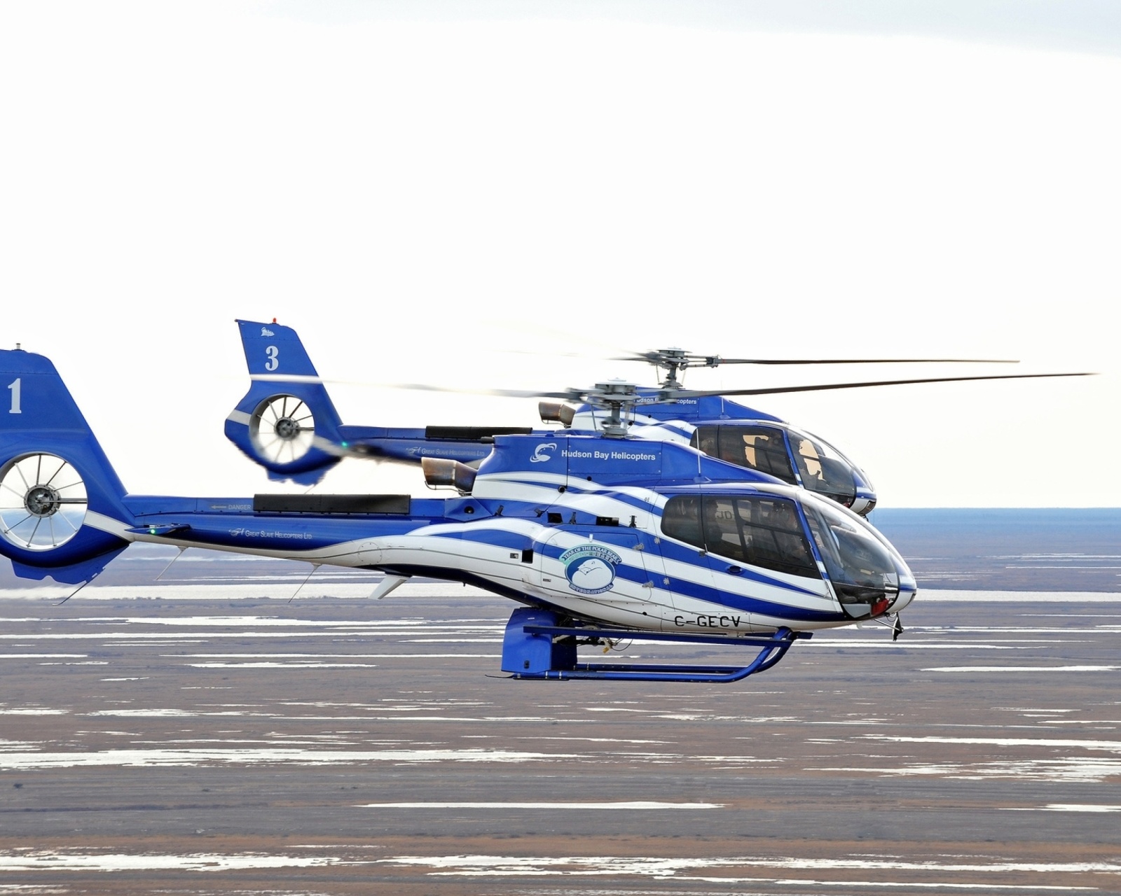 Screenshot №1 pro téma Hudson Bay Helicopters 1600x1280