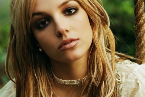Fondo de pantalla Britney Spears 480x320