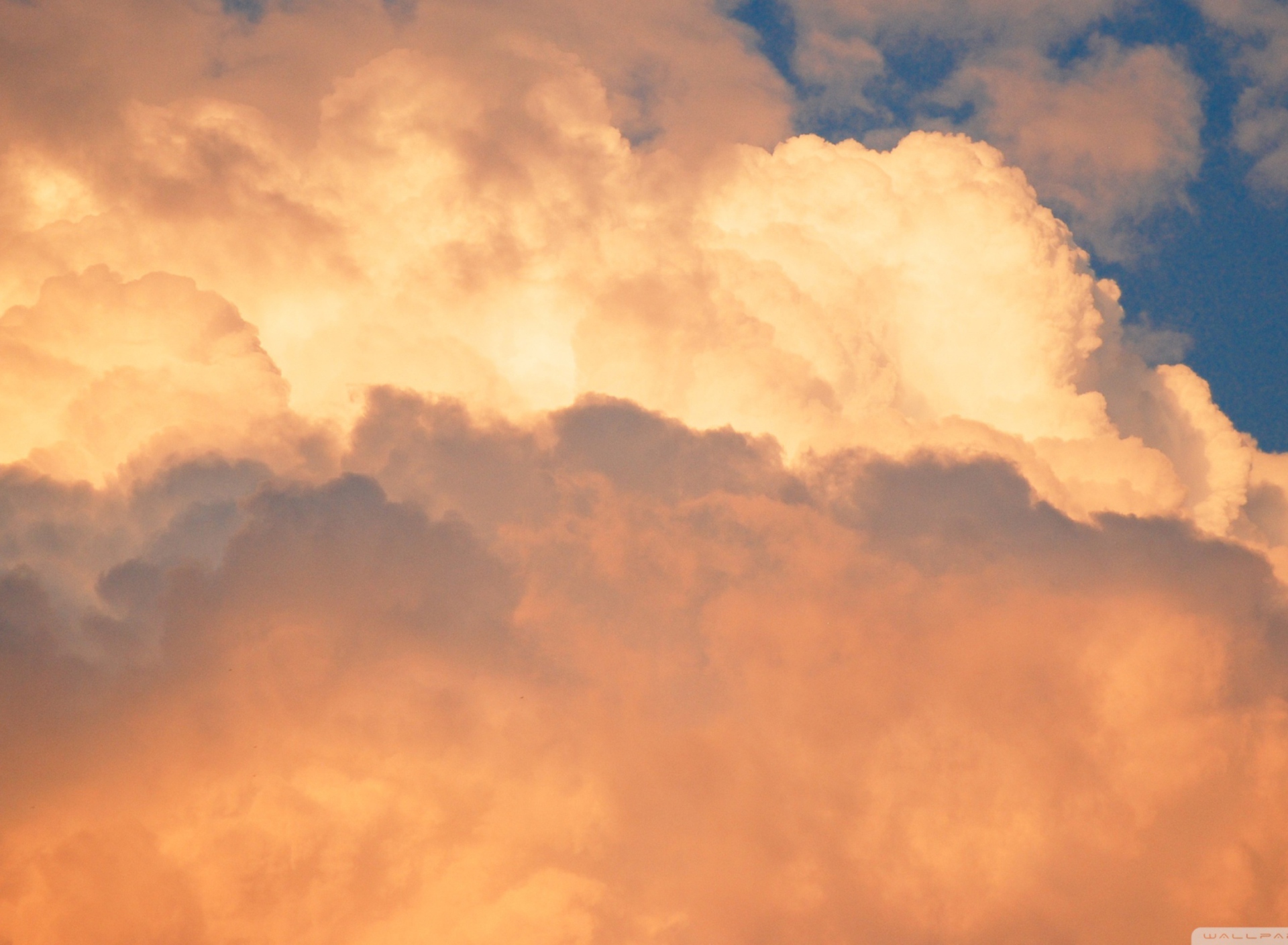 Обои Clouds At Sunset 1920x1408