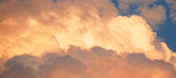 Das Clouds At Sunset Wallpaper 720x320