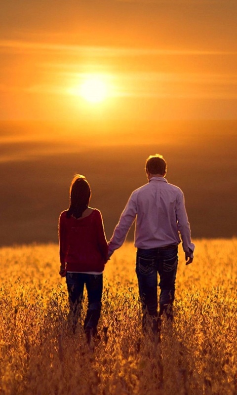 Couple at sunset wallpaper 480x800