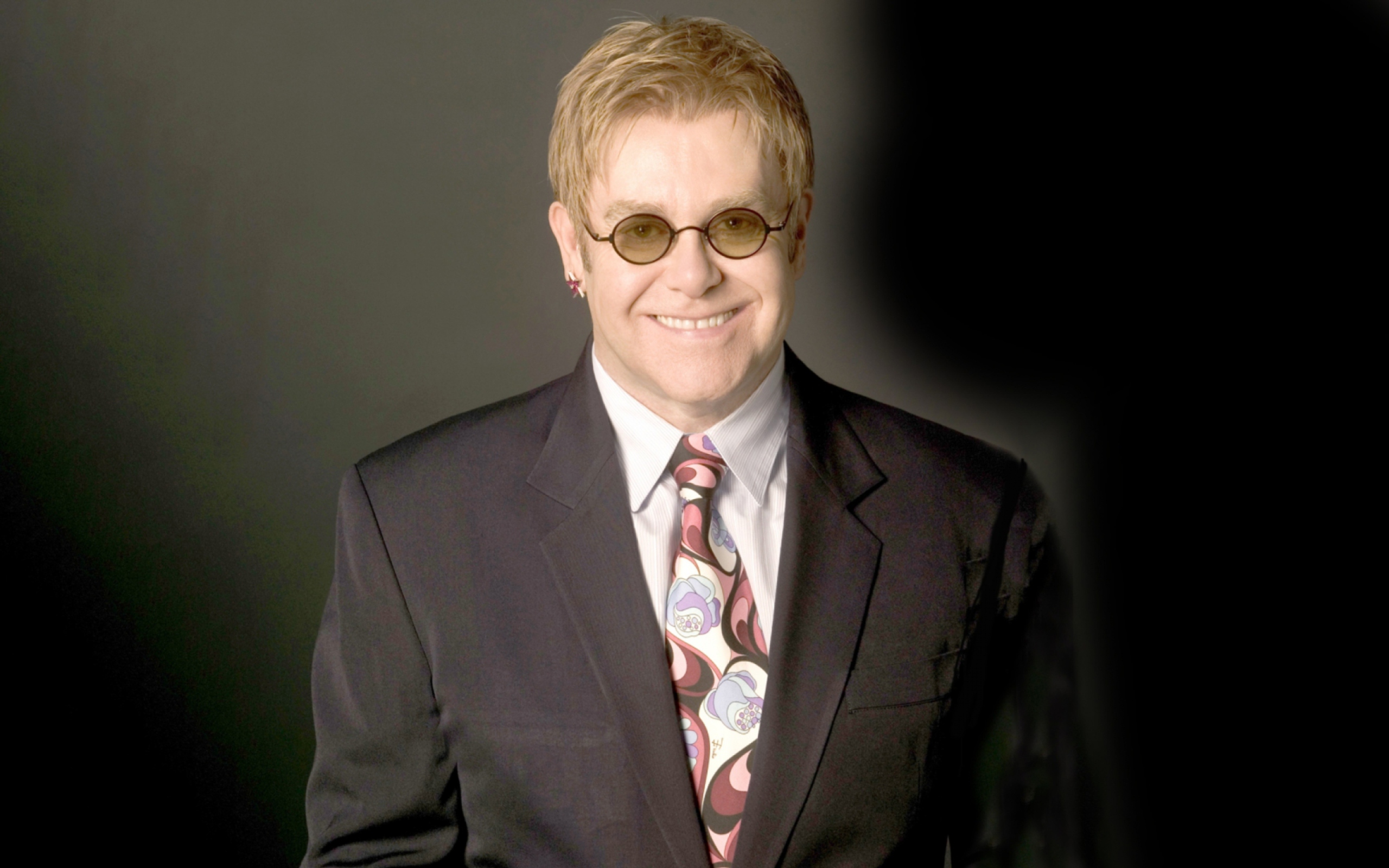Elton John screenshot #1 2560x1600