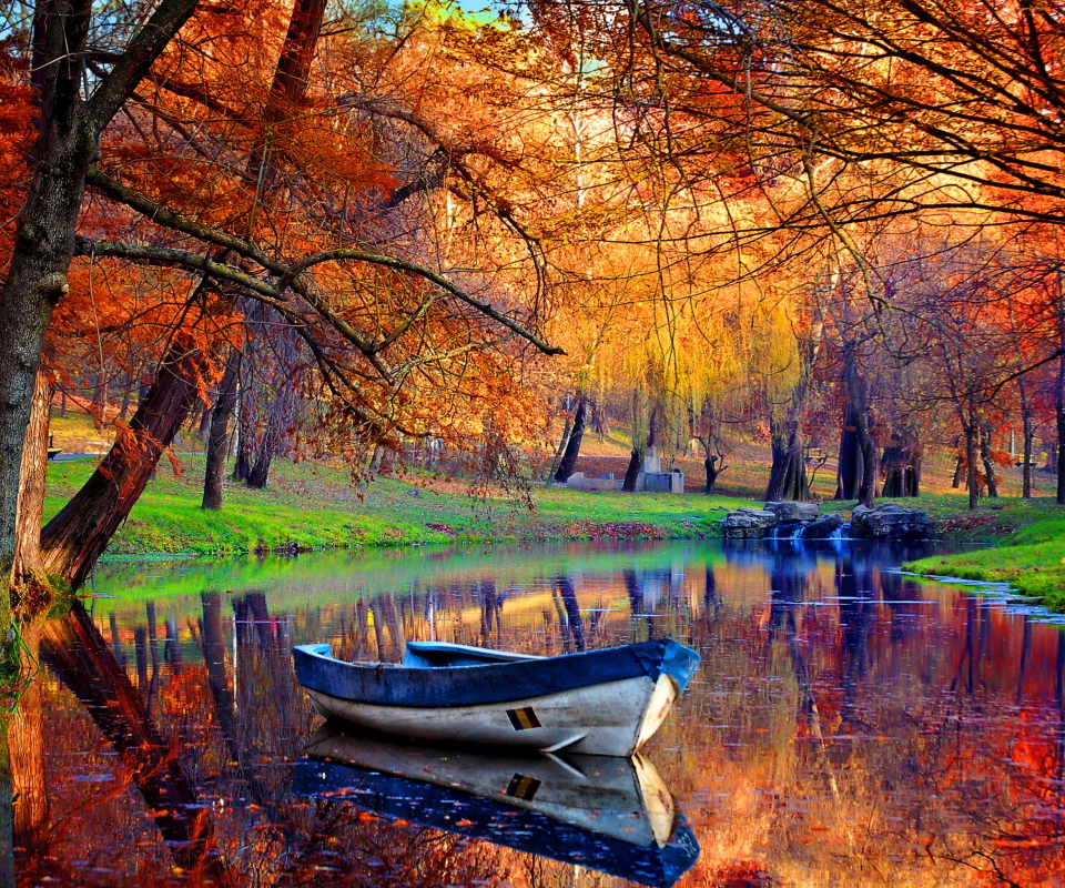 Das September Autumn River Wallpaper 960x800