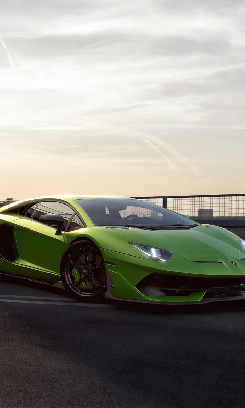 Das Lamborghini Aventador SVJ Wallpaper 480x800