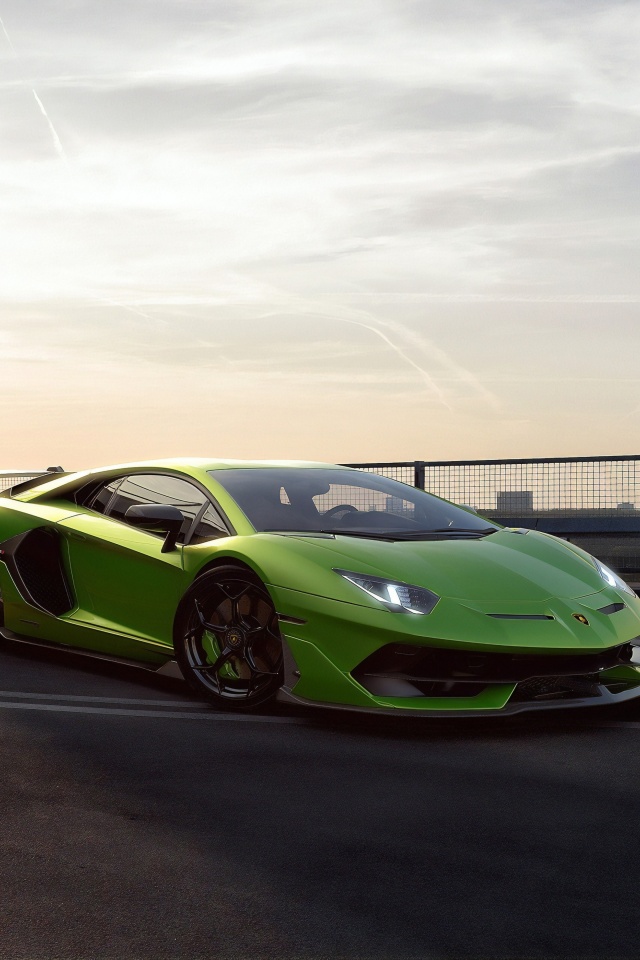 Screenshot №1 pro téma Lamborghini Aventador SVJ 640x960