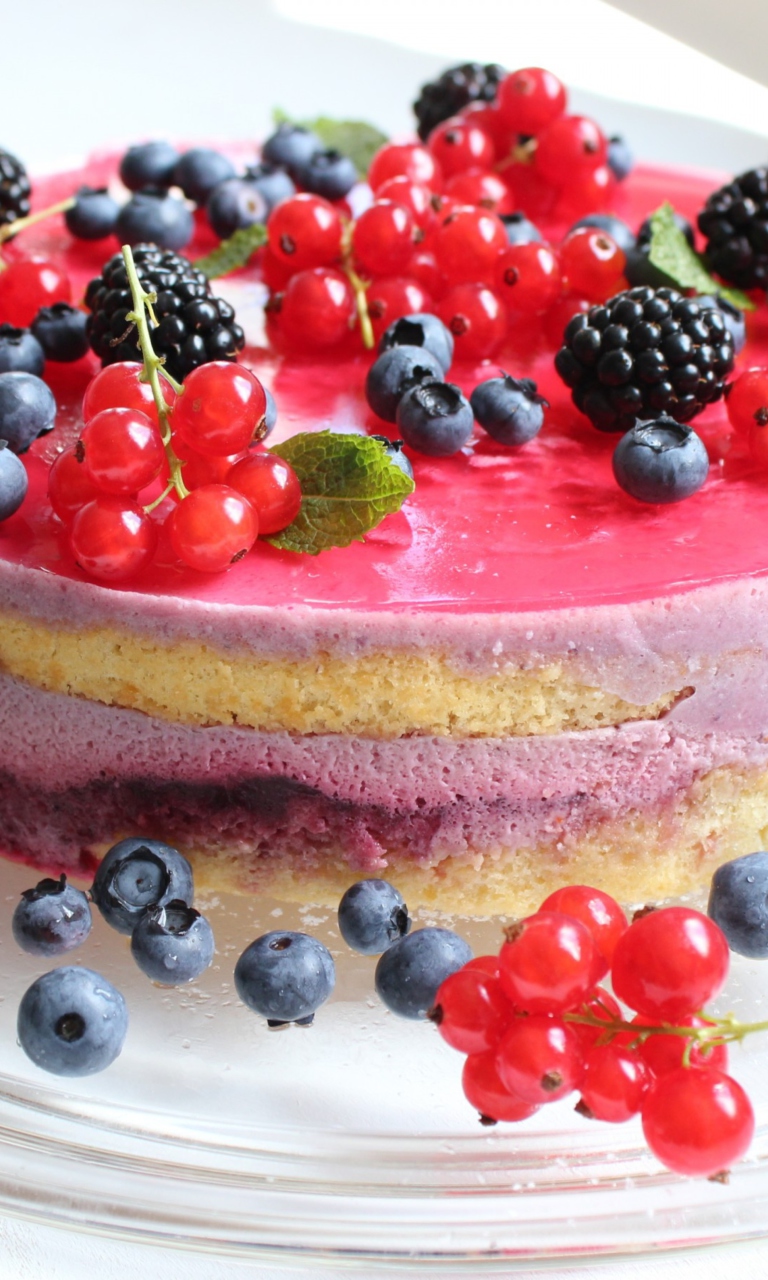 Обои Cranberry Cake 768x1280