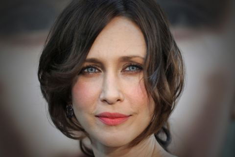 Fondo de pantalla Vera Farmiga 480x320