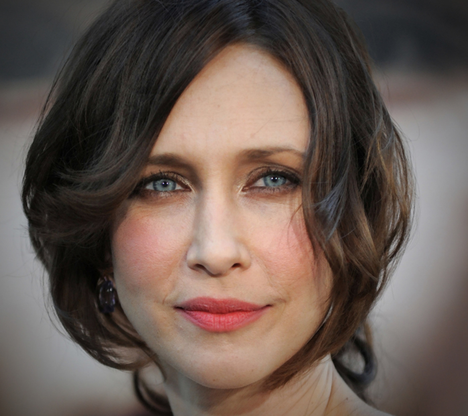 Vera Farmiga wallpaper 960x854