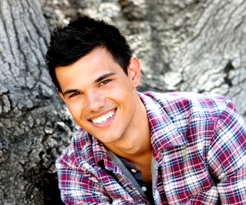 Sfondi Taylor Lautner 480x400