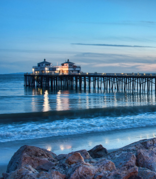 Evening In Malibu California Wallpaper for 640x1136