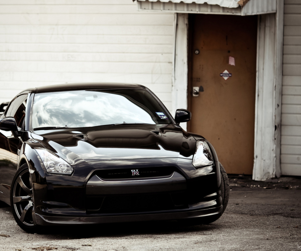 Nissan Skyline GTR R35 wallpaper 960x800