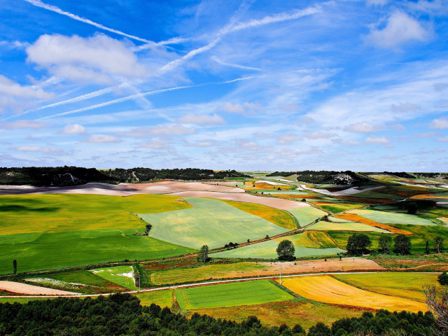 Picturesque Landscape Valley wallpaper 640x480