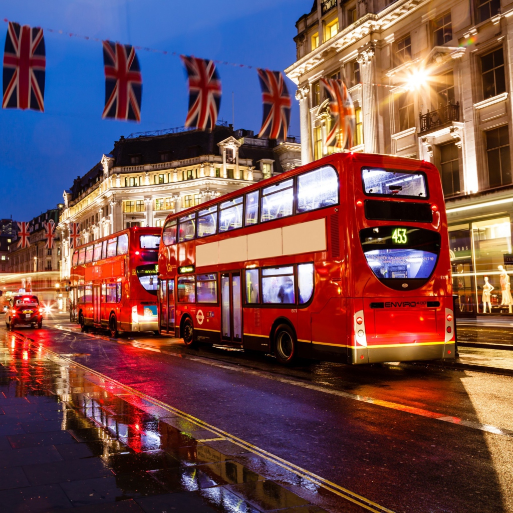 London Bus wallpaper 1024x1024