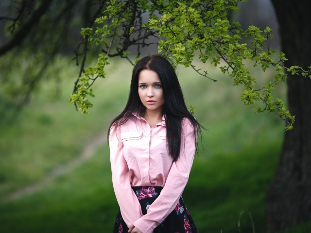 Screenshot №1 pro téma Angelina Petrova Girl 640x480