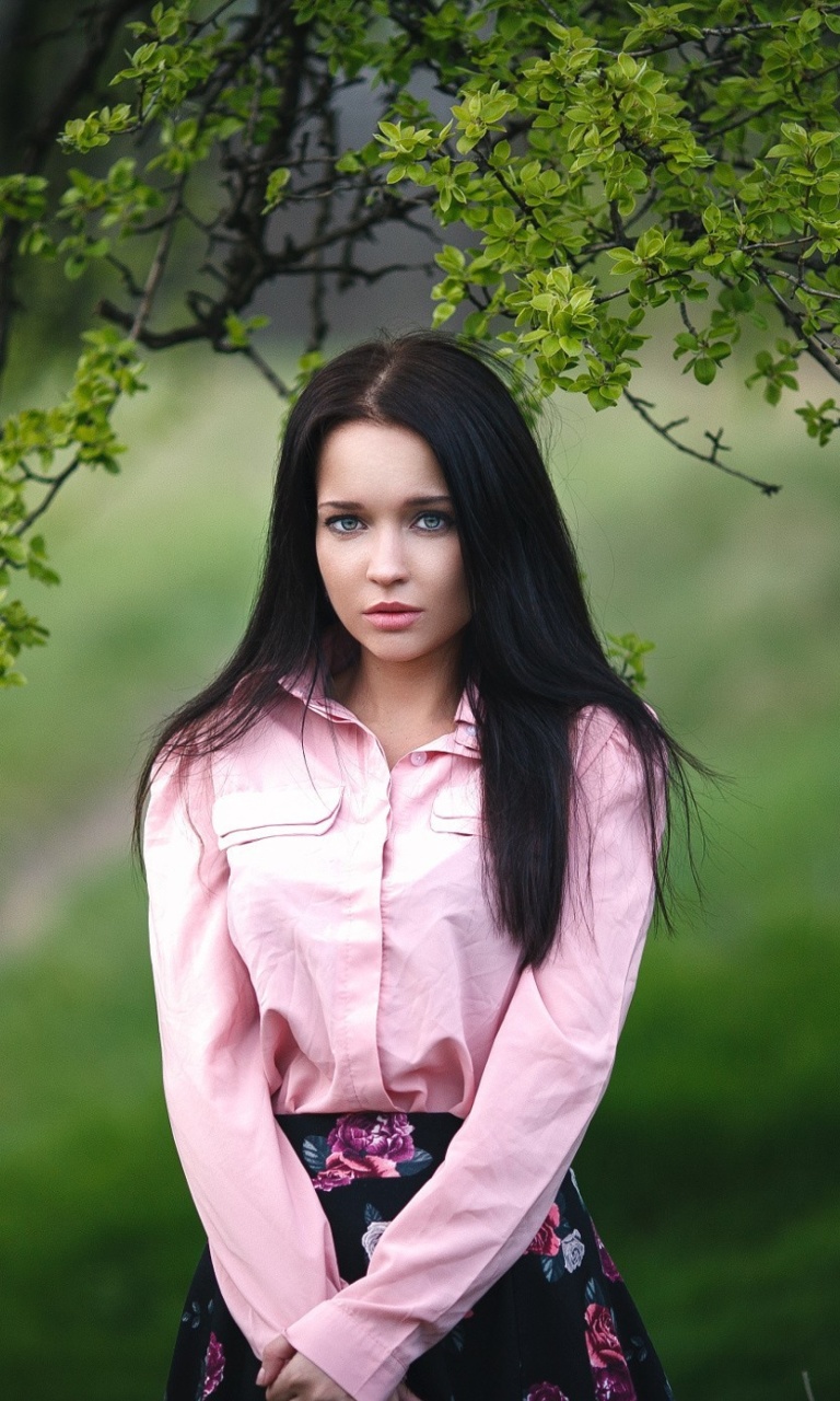 Sfondi Angelina Petrova Girl 768x1280