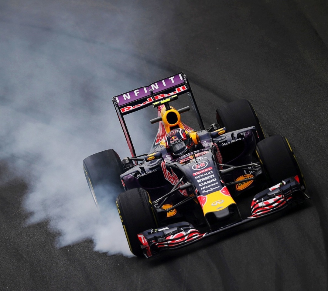 Das Red Bull F1 Infiniti Wallpaper 1080x960