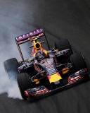 Fondo de pantalla Red Bull F1 Infiniti 128x160