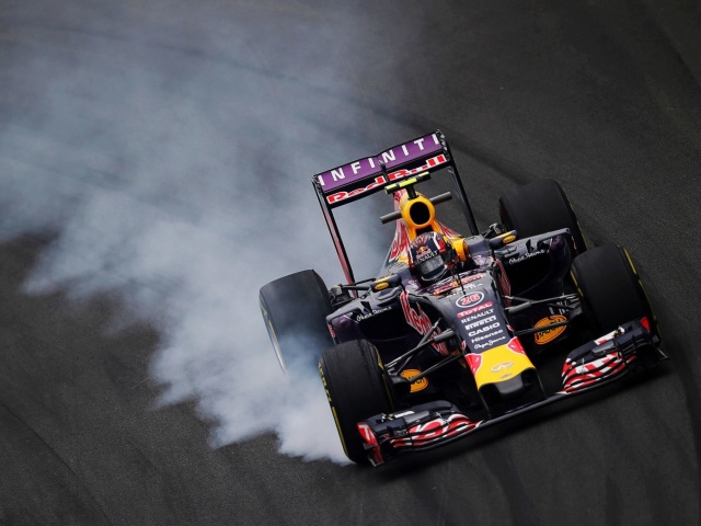 Red Bull F1 Infiniti wallpaper 640x480