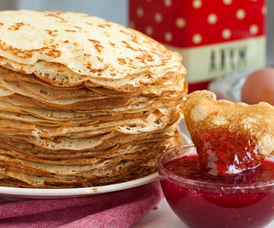 Fondo de pantalla Russian pancakes with jam 960x800