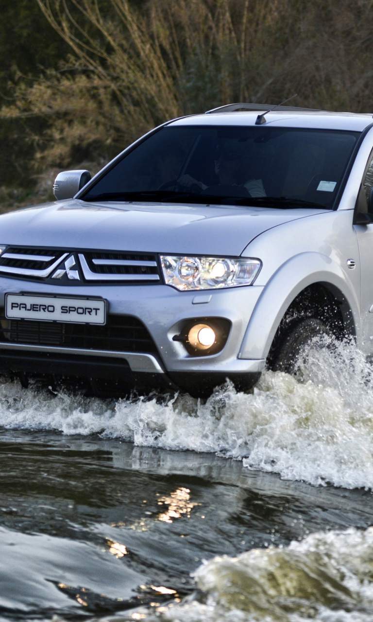 Mitsubishi Montero Sport screenshot #1 768x1280