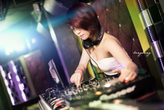 Dj Girl Wallpaper for Android, iPhone and iPad