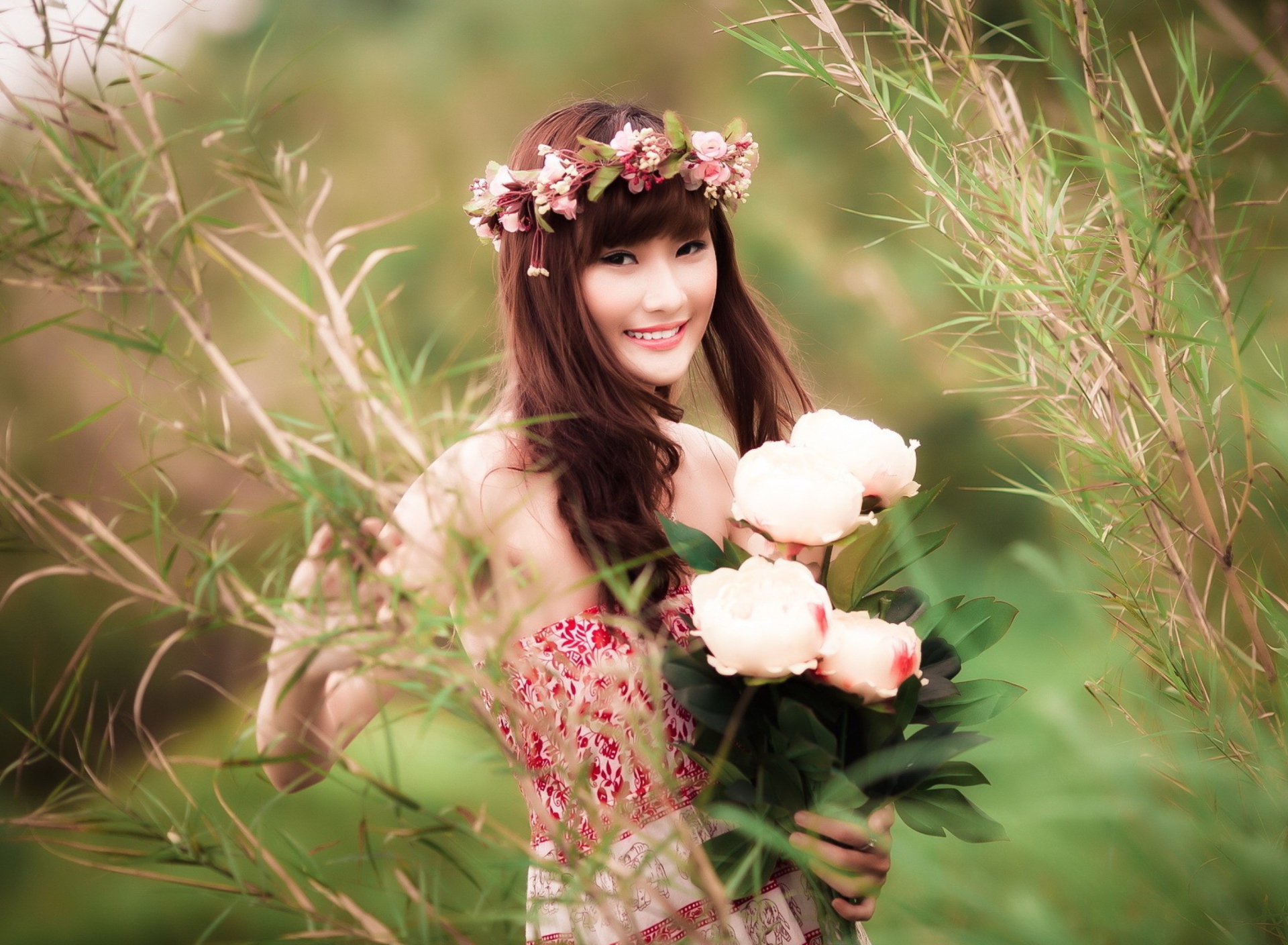 Обои Cute Asian Flower Girl 1920x1408