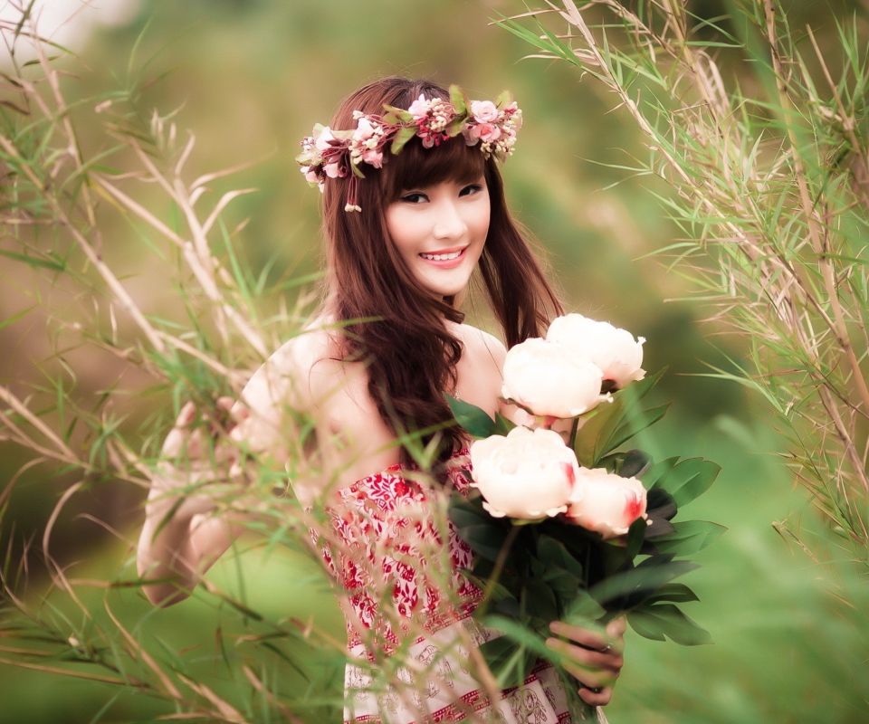 Das Cute Asian Flower Girl Wallpaper 960x800