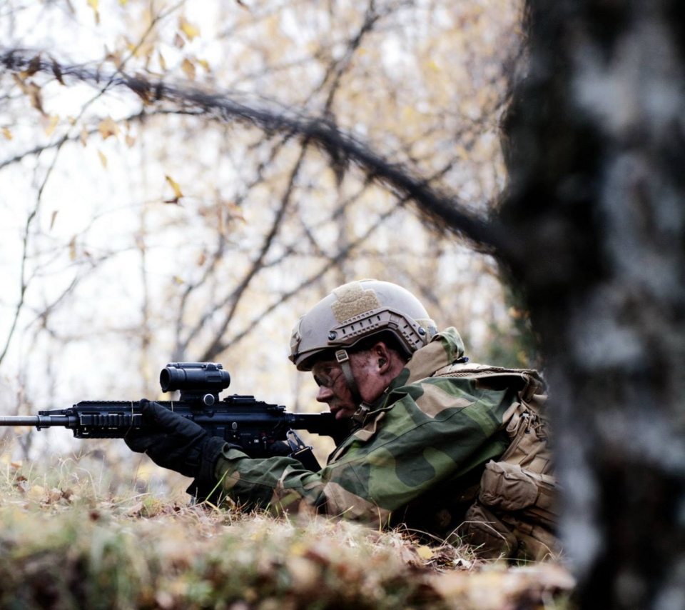 Das Norwegian Army Soldier Wallpaper 960x854