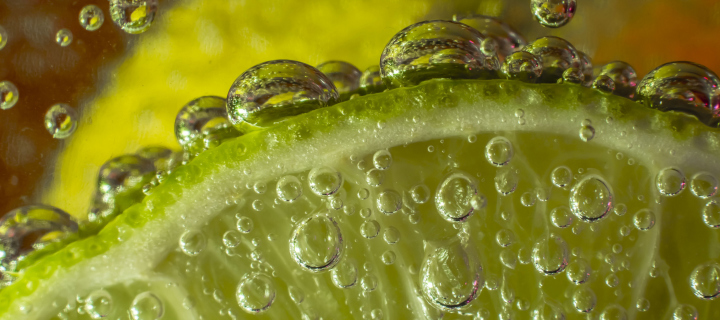 Das Green Lime Bubbles Wallpaper 720x320