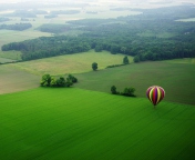 Обои Balloon And Beautiful Landscape 176x144