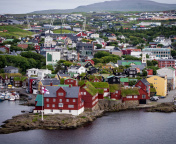 Sfondi Torshavn City on Faroe Island 176x144
