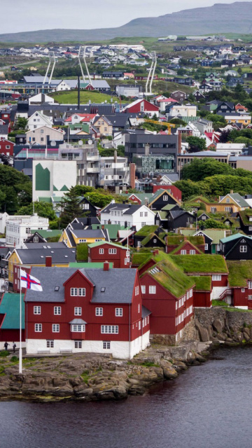 Sfondi Torshavn City on Faroe Island 360x640