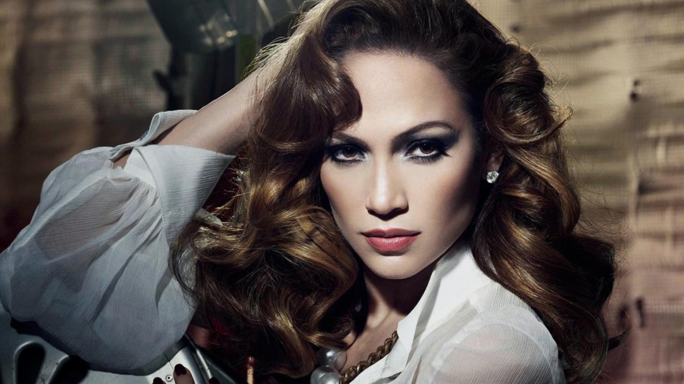 Screenshot №1 pro téma Jennifer Lopez 1366x768