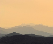 Foggy Mountains screenshot #1 176x144