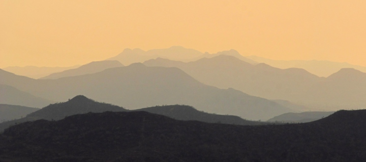 Foggy Mountains screenshot #1 720x320