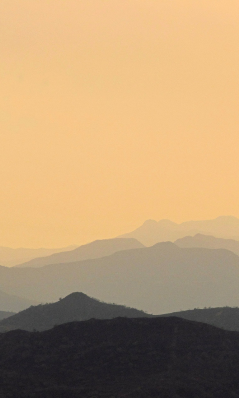 Foggy Mountains screenshot #1 768x1280