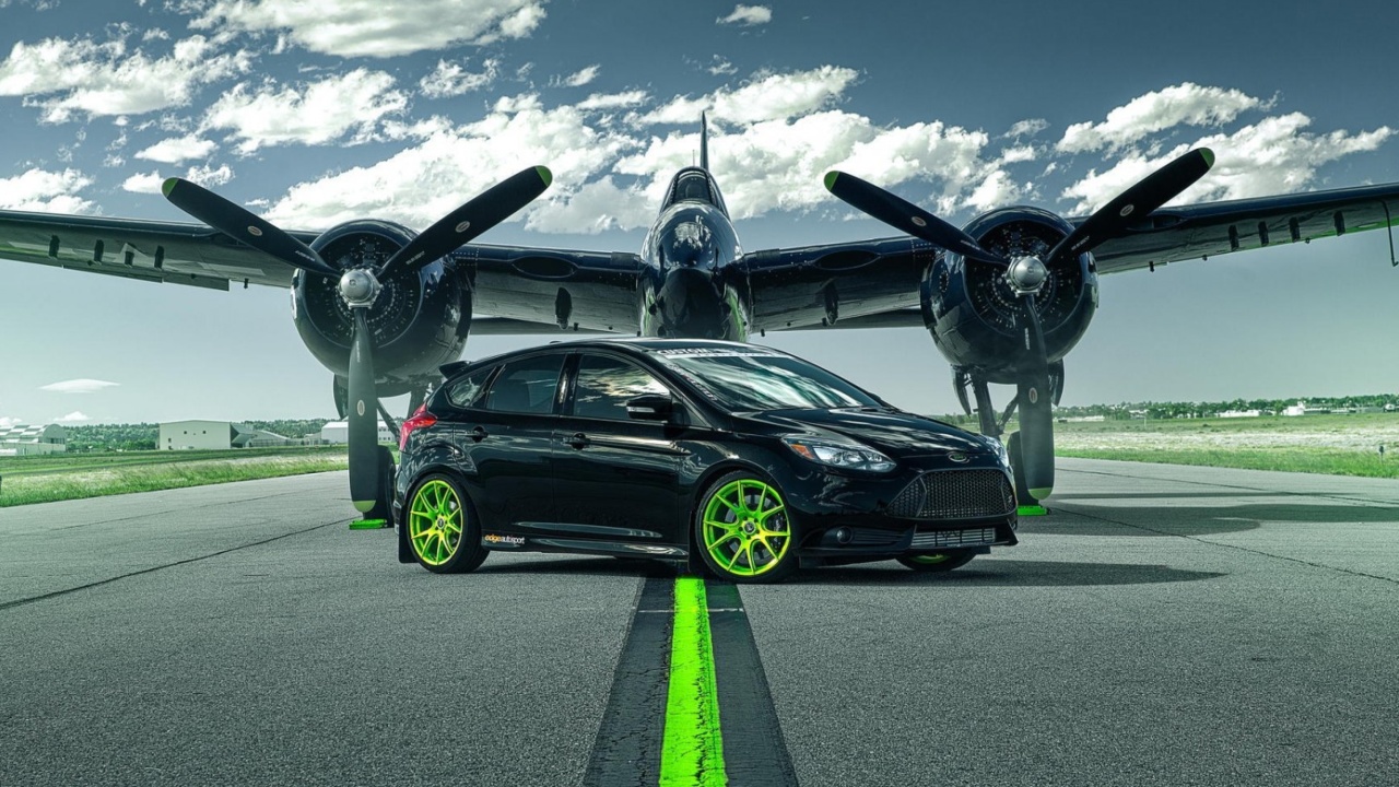Das Ford Focus ST with Jet Wallpaper 1280x720