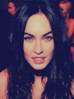 Das Megan Fox Portrait Wallpaper 240x320