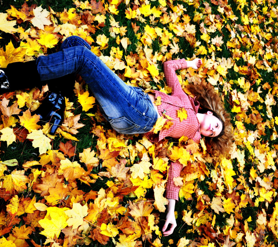 Das Autumn Girl Wallpaper 960x854