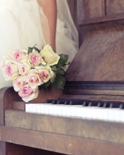 Beautiful Roses On Piano wallpaper 176x220