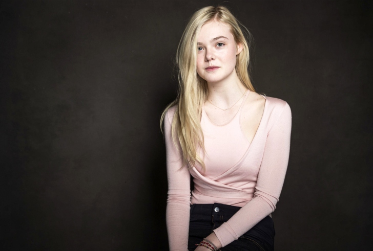 Обои Actress Elle Fanning