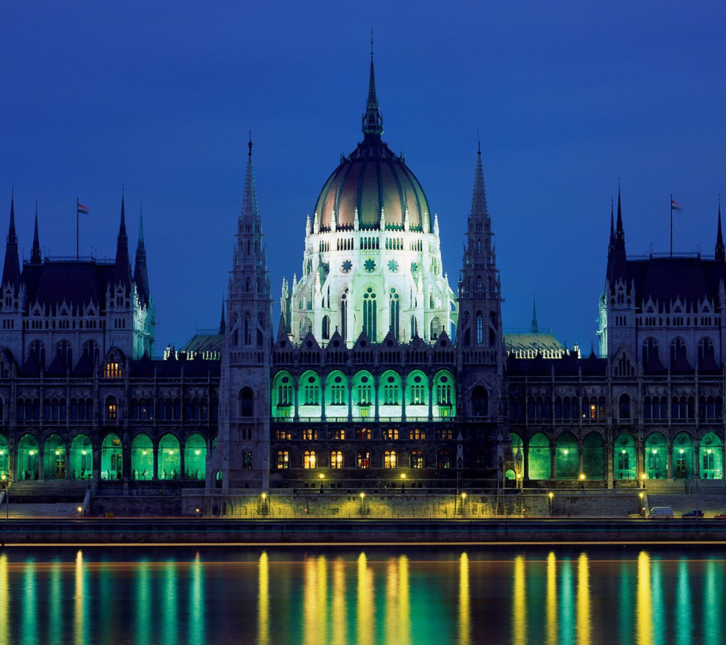 Fondo de pantalla Parliament Building Budapest Hungary 1440x1280