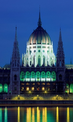 Das Parliament Building Budapest Hungary Wallpaper 240x400