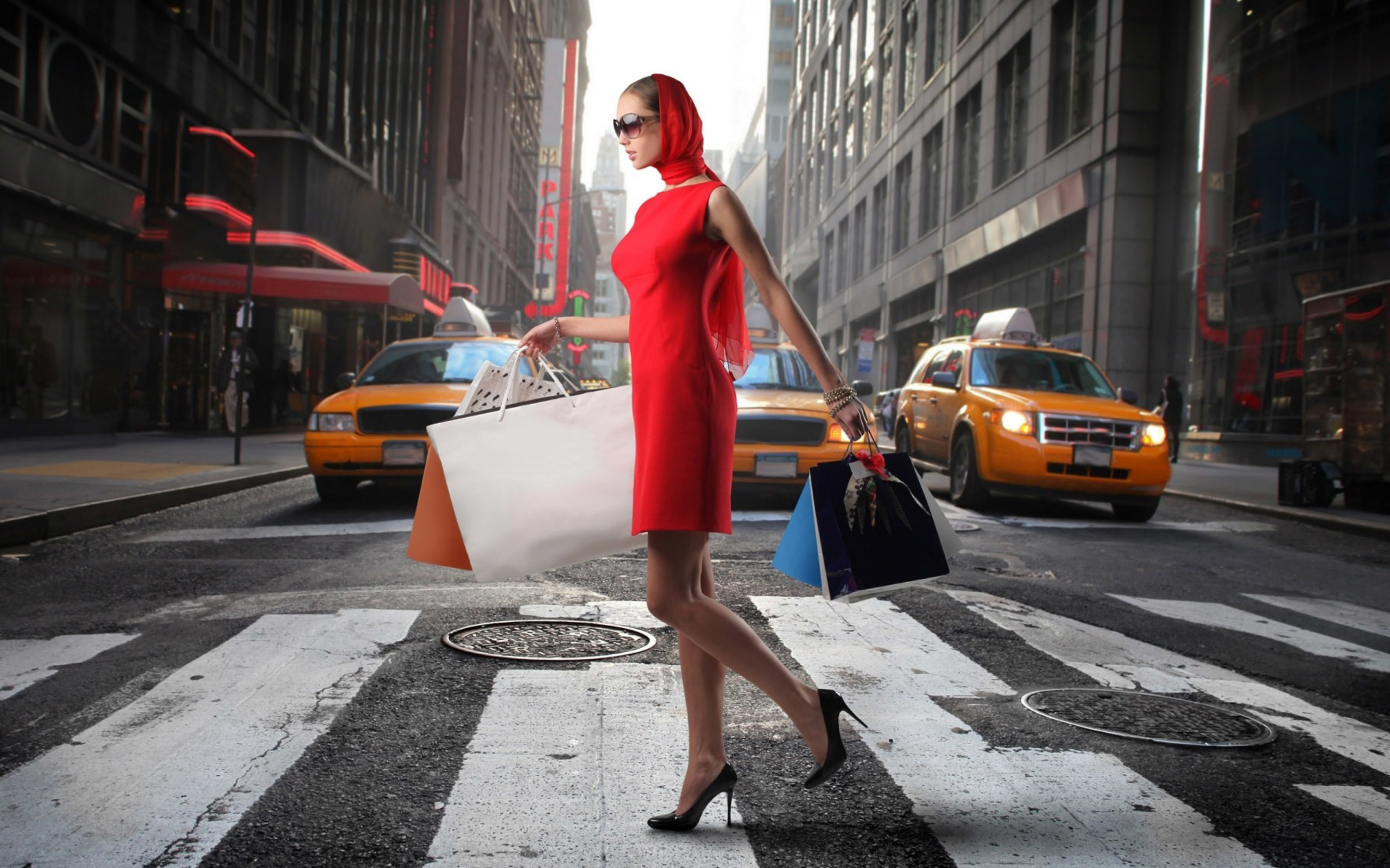 Lady From Boutique In New York wallpaper 2560x1600