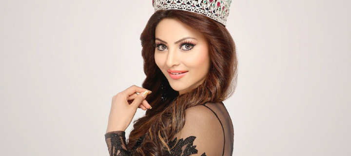 Fondo de pantalla Urvashi Rautela Miss World 720x320