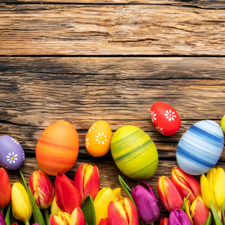 Easter bright eggs sfondi gratuiti per 1024x1024