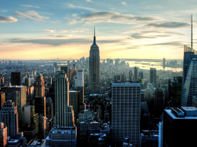 New York Cityscape wallpaper 640x480