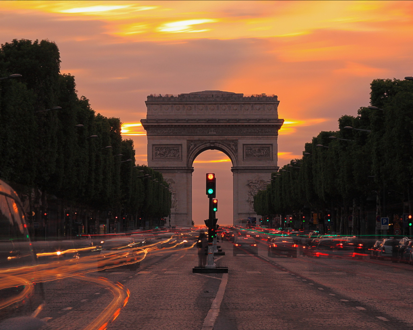 Das Arc De Triomphe Wallpaper 1600x1280