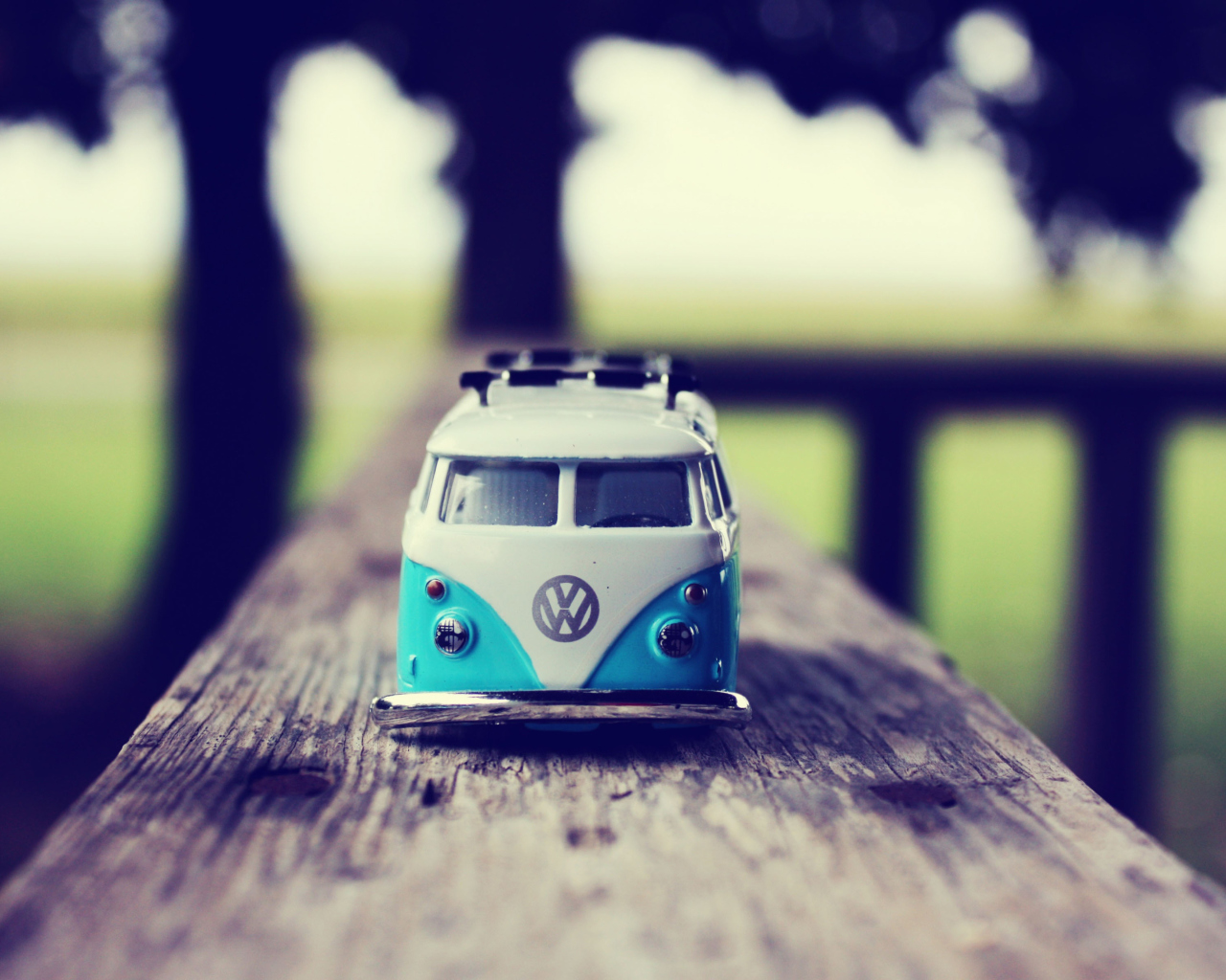 Das VW Toy Car Wallpaper 1280x1024