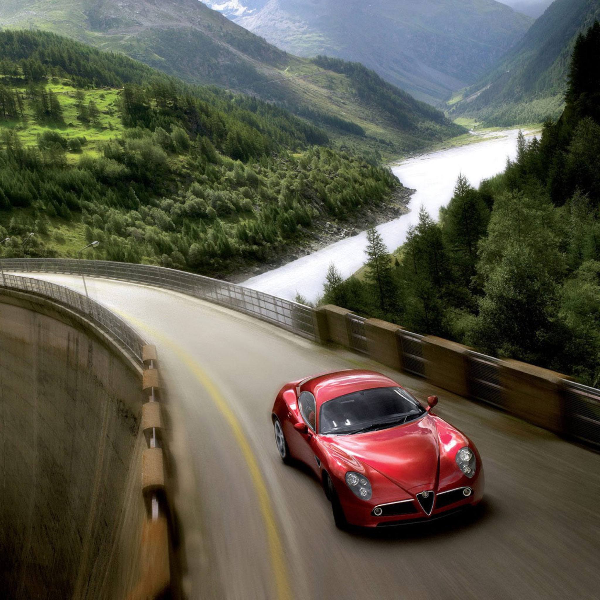 Red Alfa Romeo 8C screenshot #1 2048x2048